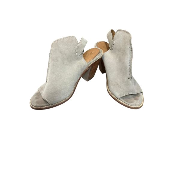 Frye Courtney Slingback Taupe Suede Leather Peep Toe Block Heel Shooties Size 6 - Picture 2 of 9